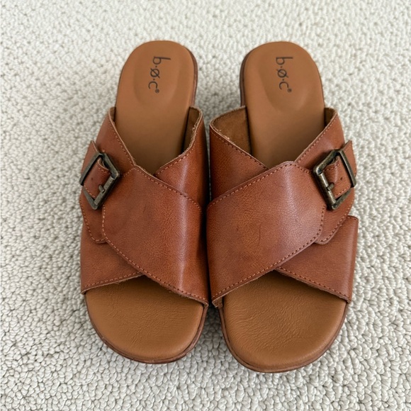 b.o.c. Brown Slide Sandal - Picture 10 of 12